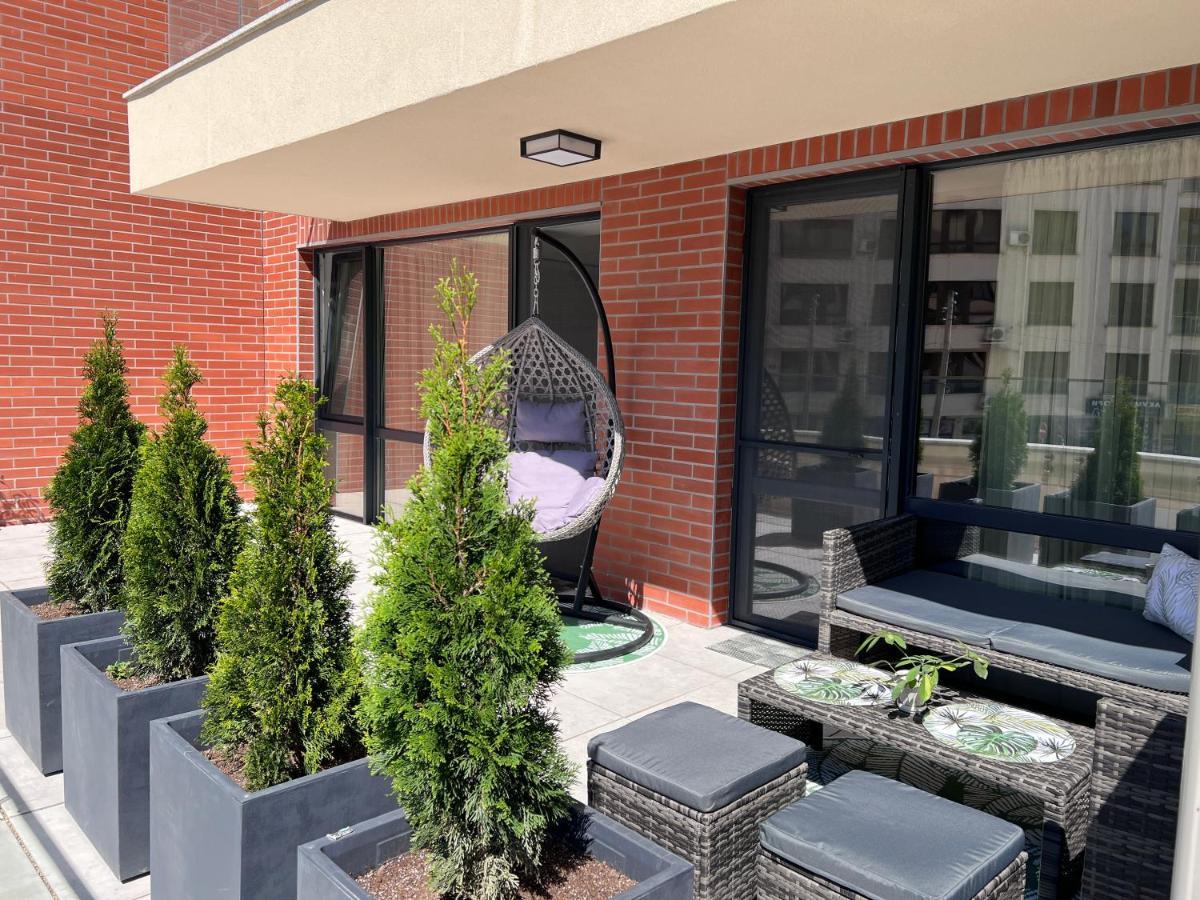 A-Brilliant, New! Spacious & Modern Apartment In Varna Whit Garage Exteriör bild