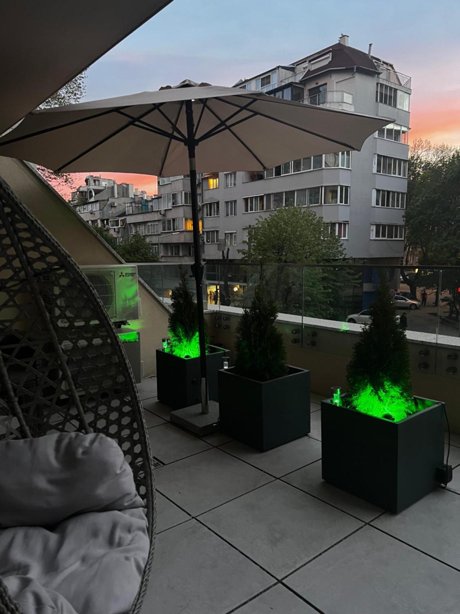 A-Brilliant, New! Spacious & Modern Apartment In Varna Whit Garage Exteriör bild